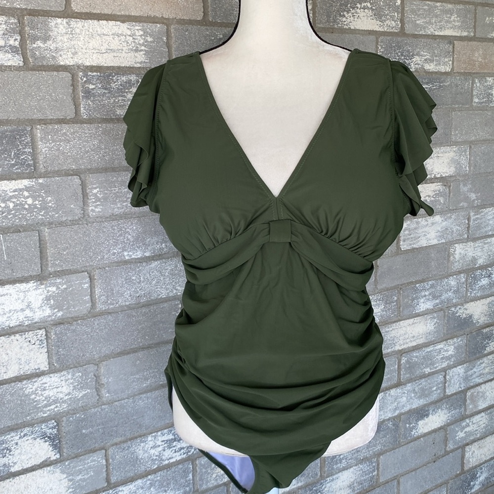 Blooming Jelly One Piece Bathing Suit Size 3XL NWT